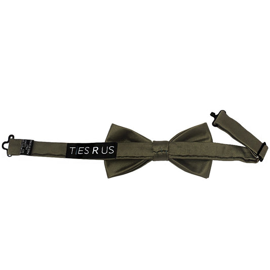 Pre Tied Leaf Green Satin Boys Bow Tie Age 4 7 2