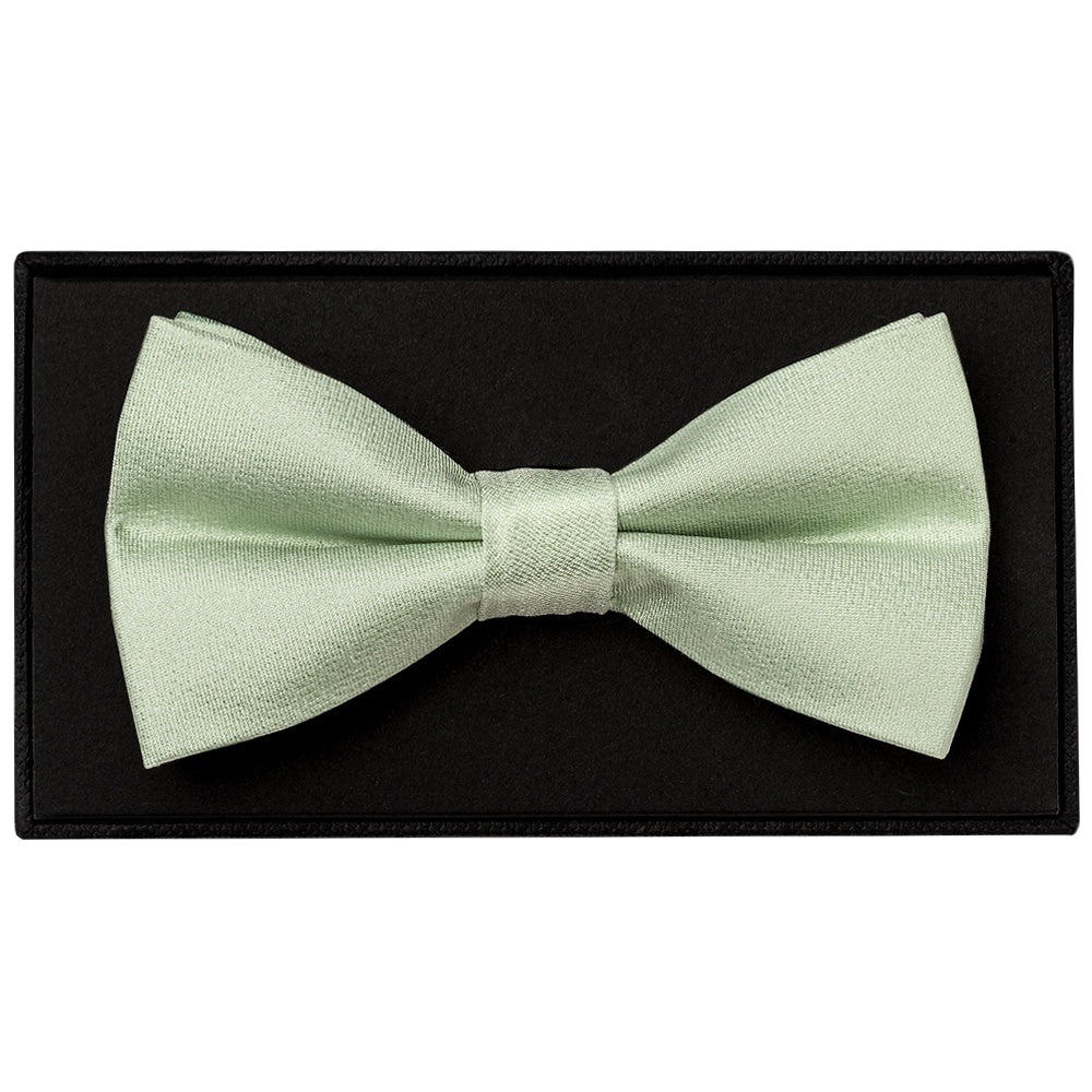 Plain Light Sage Green Silk Mens Bow Tie And Pocket Square Set 2
