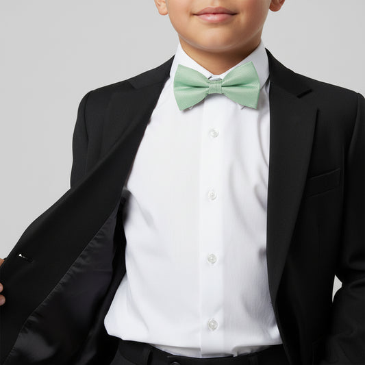 Pre Tied Green Textured Silk Boys Bow Tie Age 8-11
